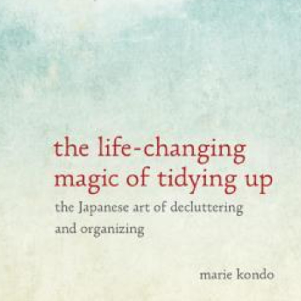 POSHERS MUST READ THIS BOOK